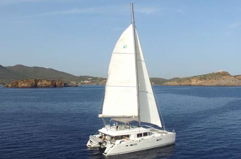 daddyshobby56a charter yacht