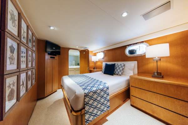 VIP Queen Stateroom