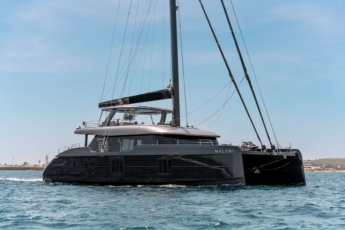 nalani78 charter yacht