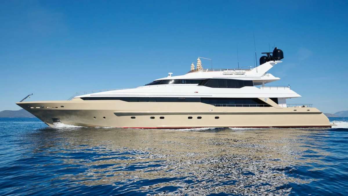 prometheus1147 charter yacht