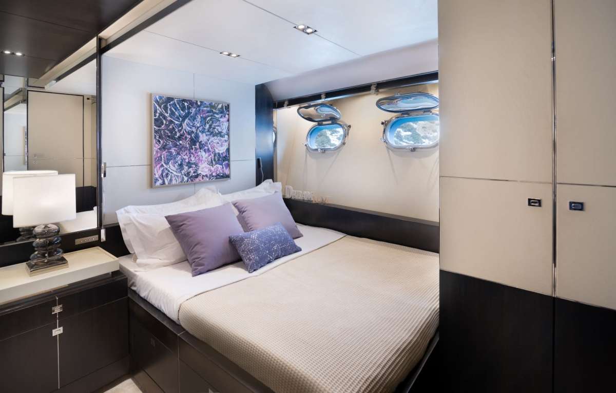 Double Cabin