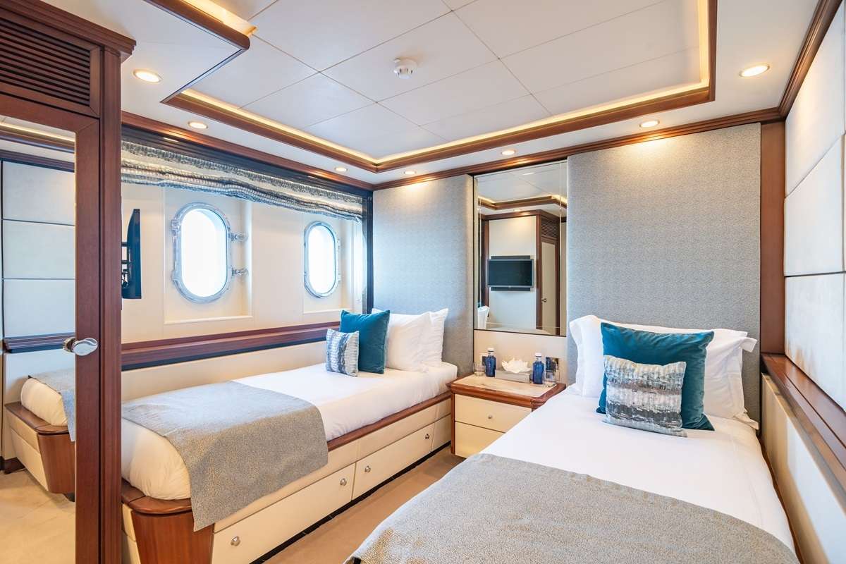 TITIAN PEARL - Twin Cabin Portside - 2024