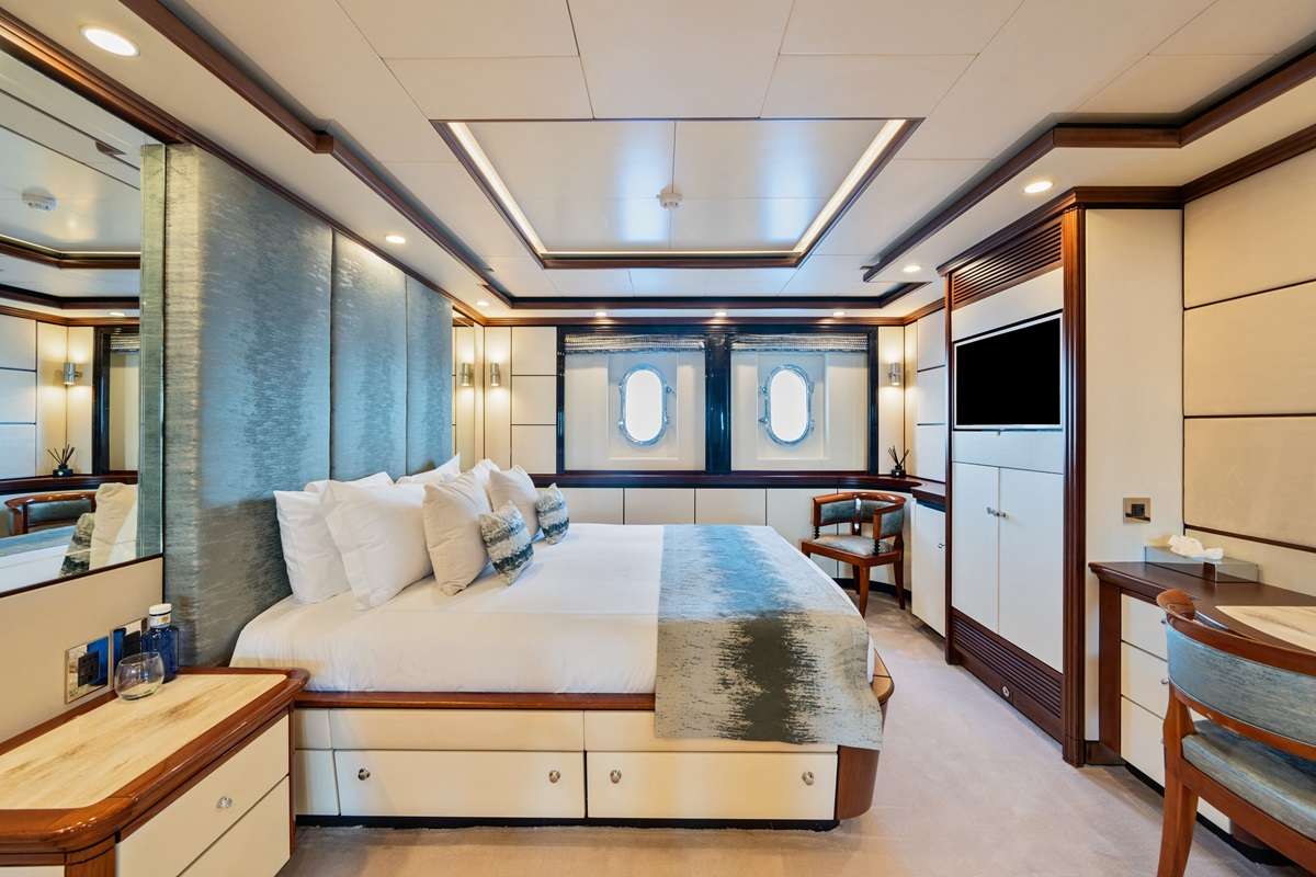 TITIAN PEARL - VIP Cabin Aft - 2024