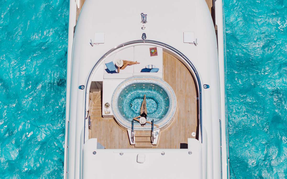 Odyssea Aerial Jacuzzi