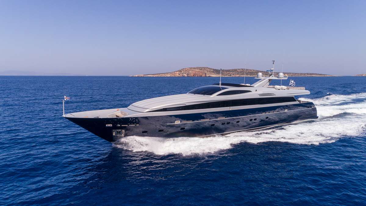 billa135 charter yacht