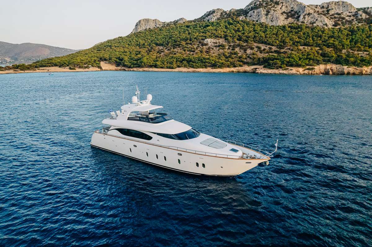 elpecado82 charter yacht