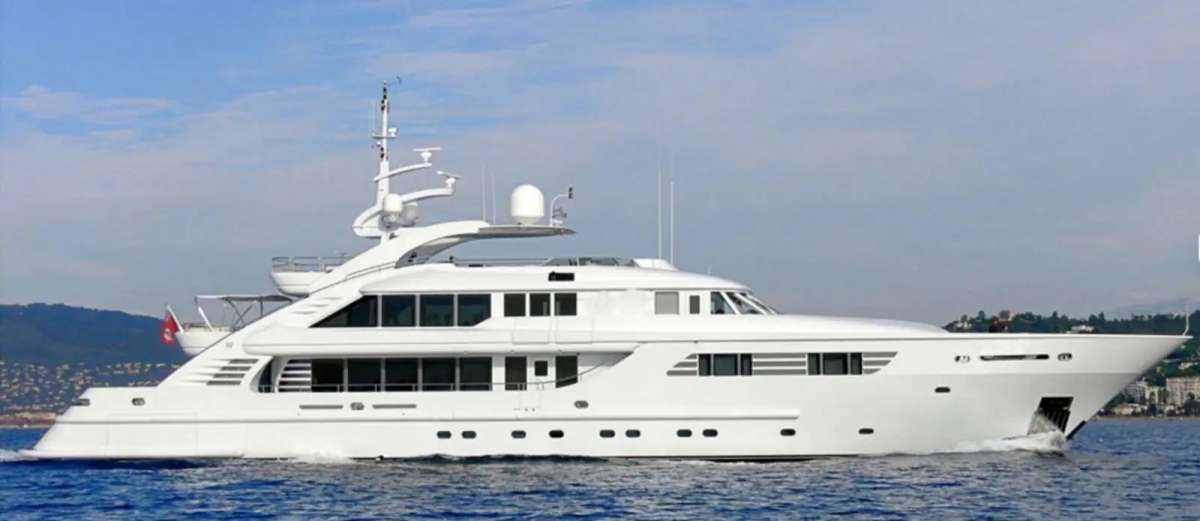 penelope157 charter yacht