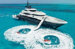hire private yacht with crew